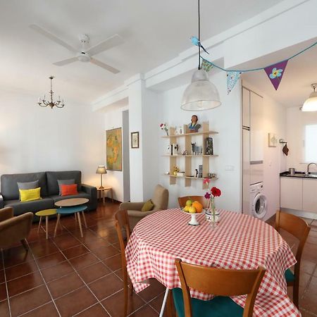 Cozy Apartment City Hall Аликанте Экстерьер фото
