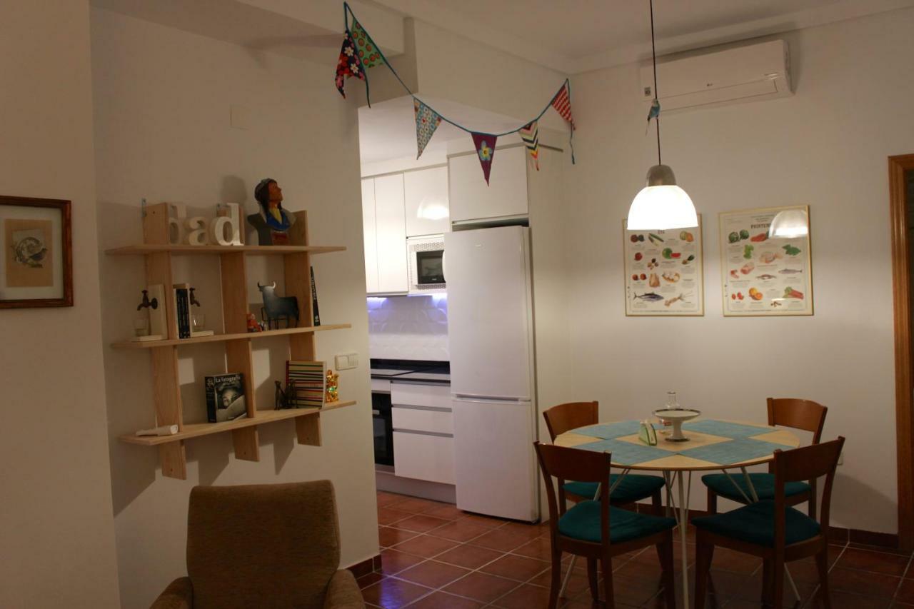 Cozy Apartment City Hall Аликанте Экстерьер фото
