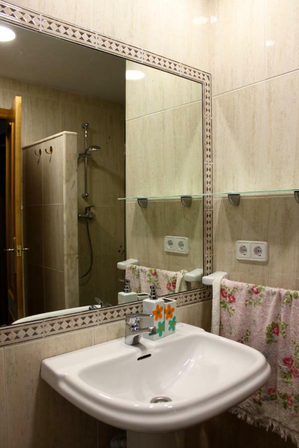 Cozy Apartment City Hall Аликанте Экстерьер фото